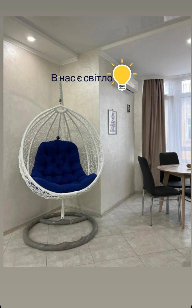 לבוב Apartment In Khmelnytsky Street מראה חיצוני תמונה
