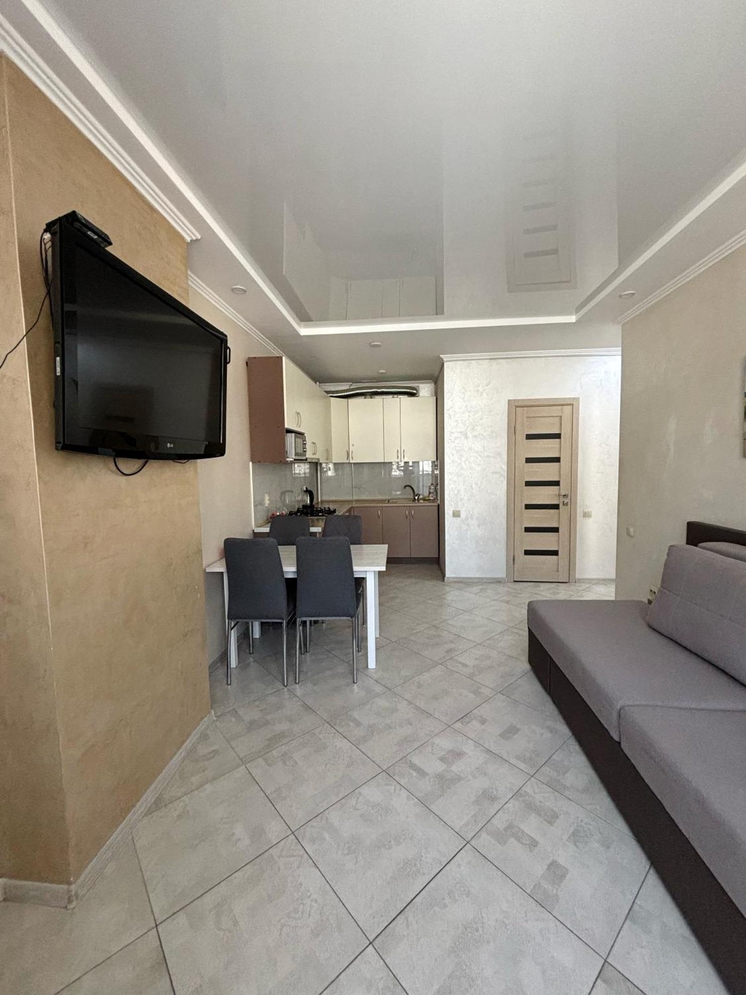לבוב Apartment In Khmelnytsky Street מראה חיצוני תמונה